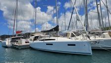 Jeanneau Sun Odyssey 380 : En Marina