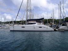 A quai en Martinique - Fountaine Pajot Lavezzi 40, Occasion (2007) - Martinique (Ref 476)