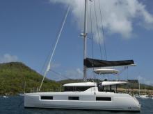 CNB Lagoon 46  : Au mouillage de Sainte-Anne en Martinique