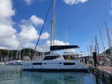 Robertson & Caine Leopard 45 : Port de plaisance